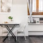 Charming Frescoed Loft Apartment *