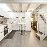 Charming Frescoed Loft * Bologna