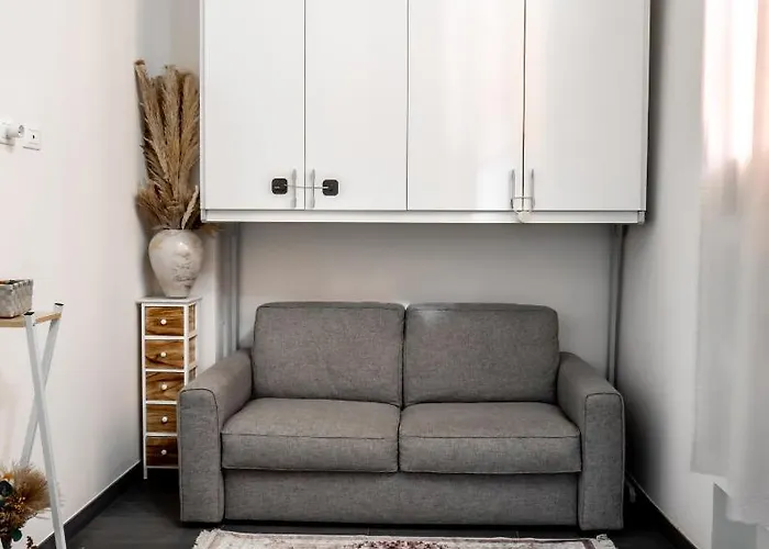 شقة Charming Frescoed Loft بولونيا